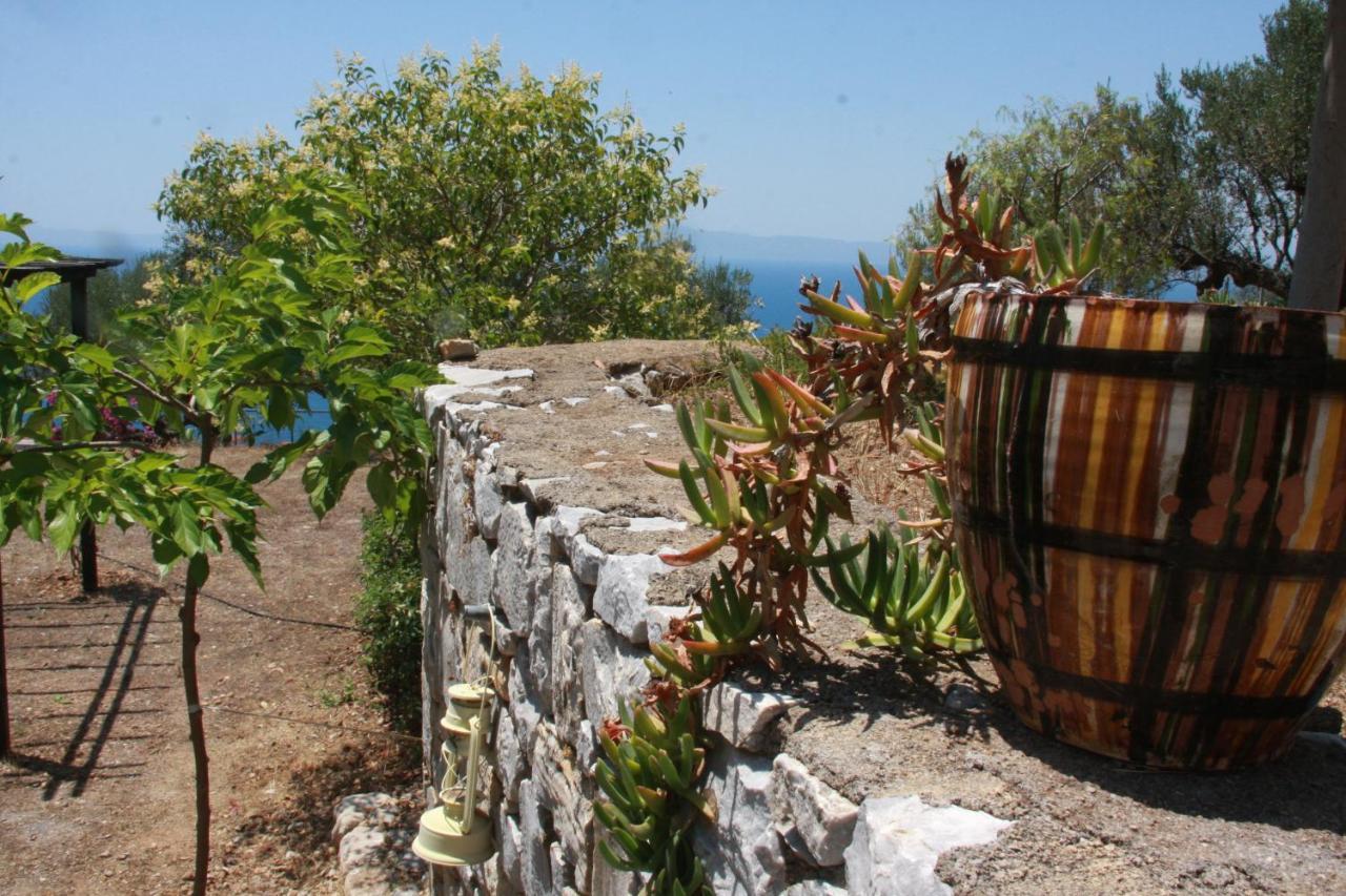 הוילה קלמאטה Sea And Mountain View מראה חיצוני תמונה