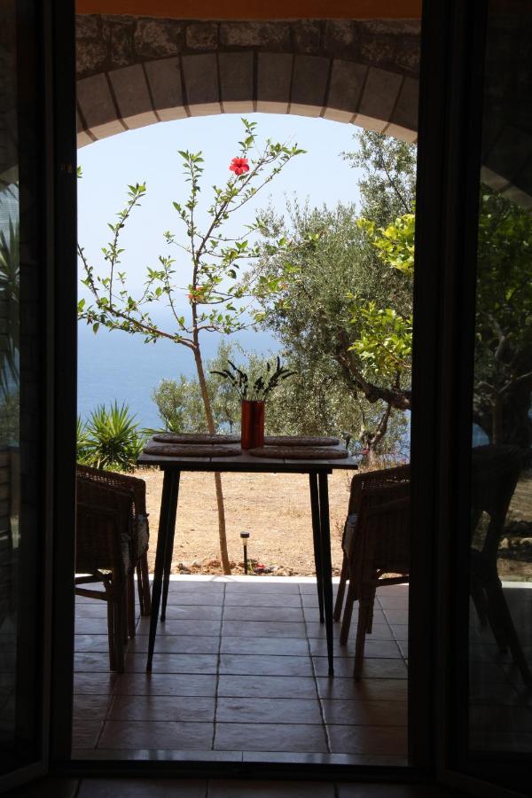 הוילה קלמאטה Sea And Mountain View מראה חיצוני תמונה