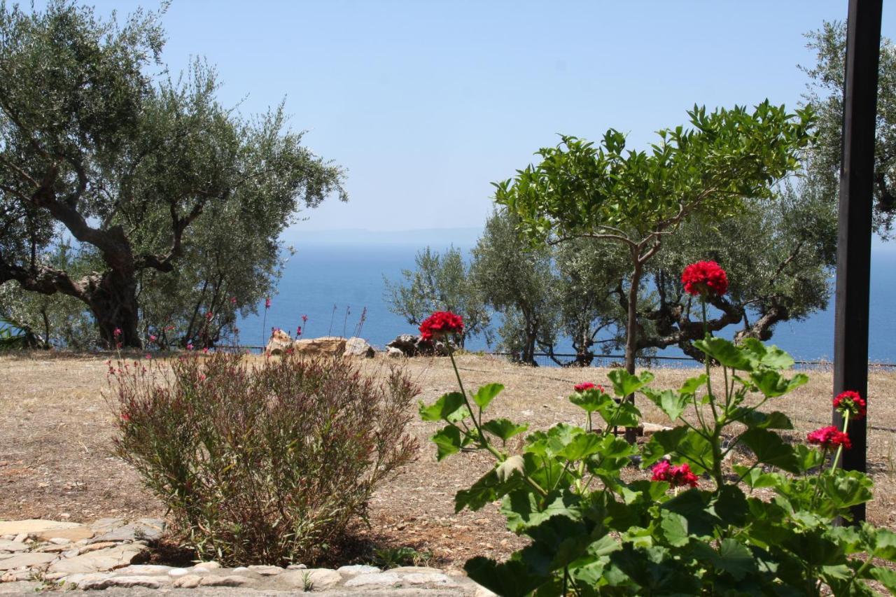 הוילה קלמאטה Sea And Mountain View מראה חיצוני תמונה